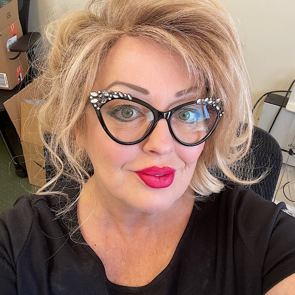 Meet your Posher, Binky